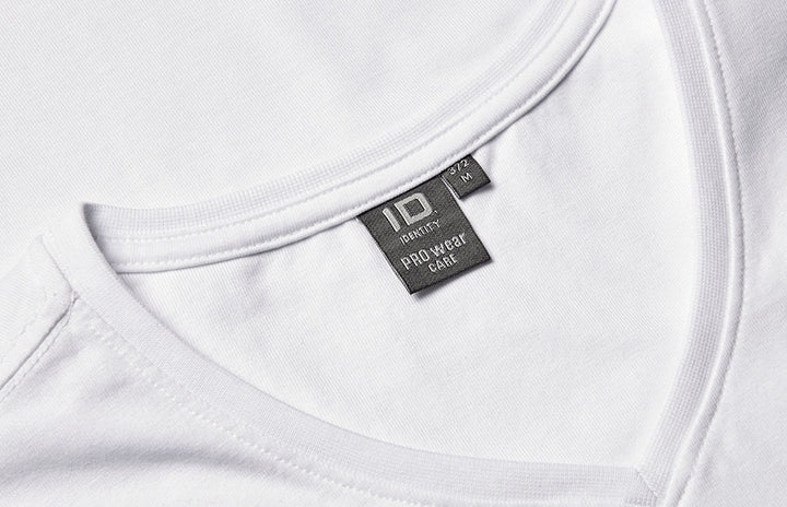 T-shirt PRO Wear CARE | scollo V - Bianco